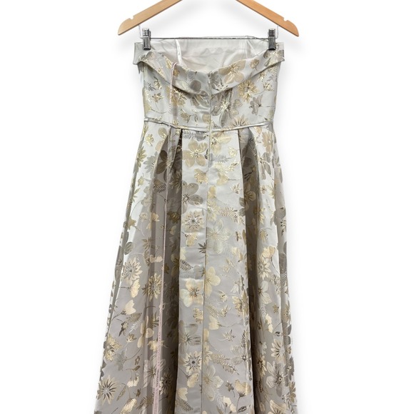 Mac Duggal NEW White Gold Brocade Strapless Golden Floral High Low Gown - Size 4 - Picture 12 of 15